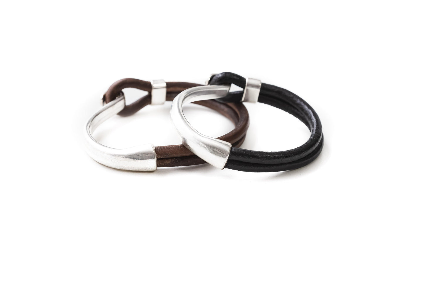 Half clasp leather bracelet
