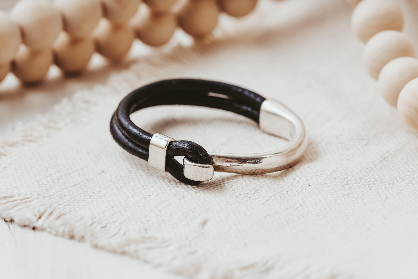 Half clasp leather bracelet