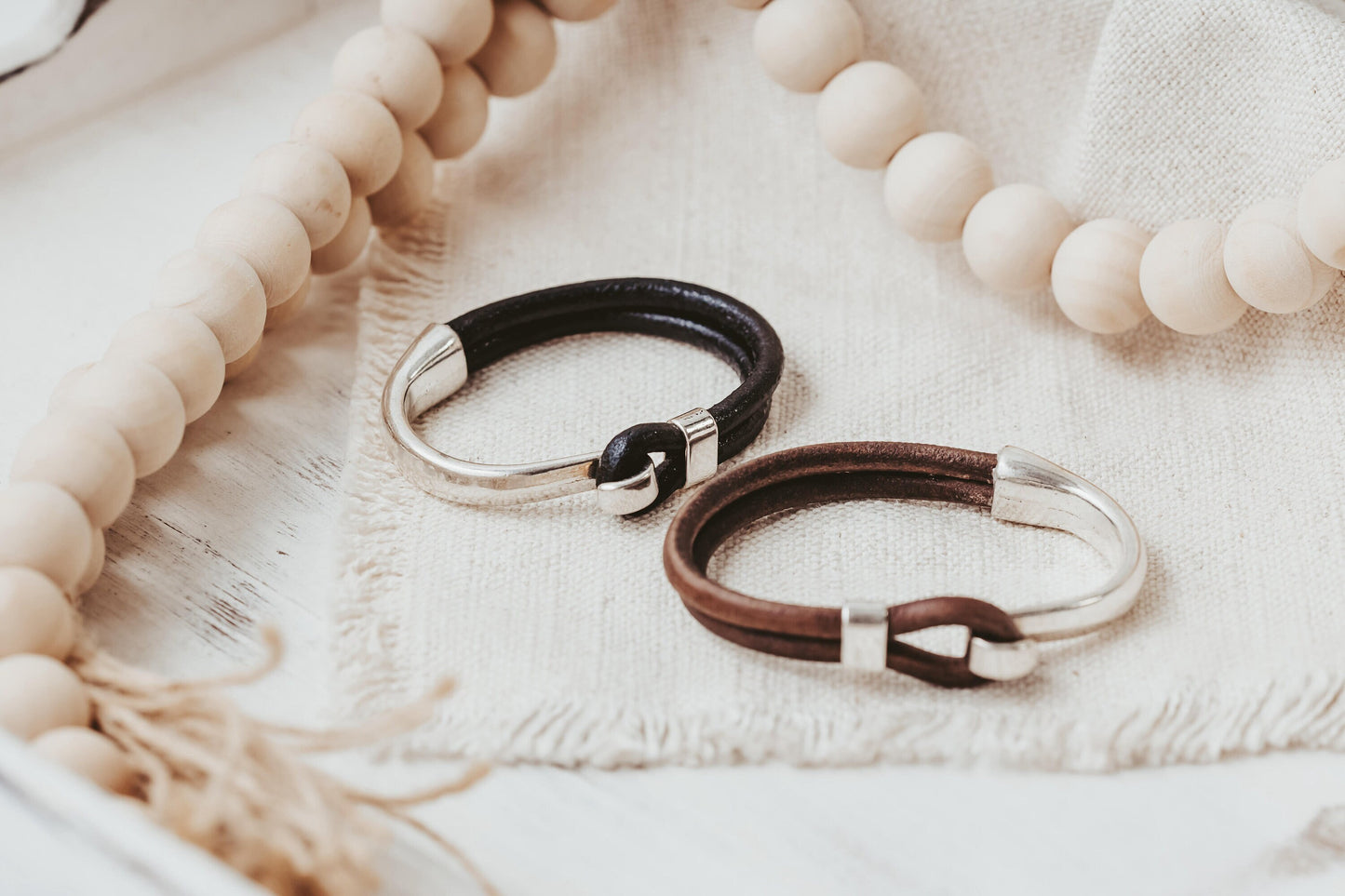 Half clasp leather bracelet