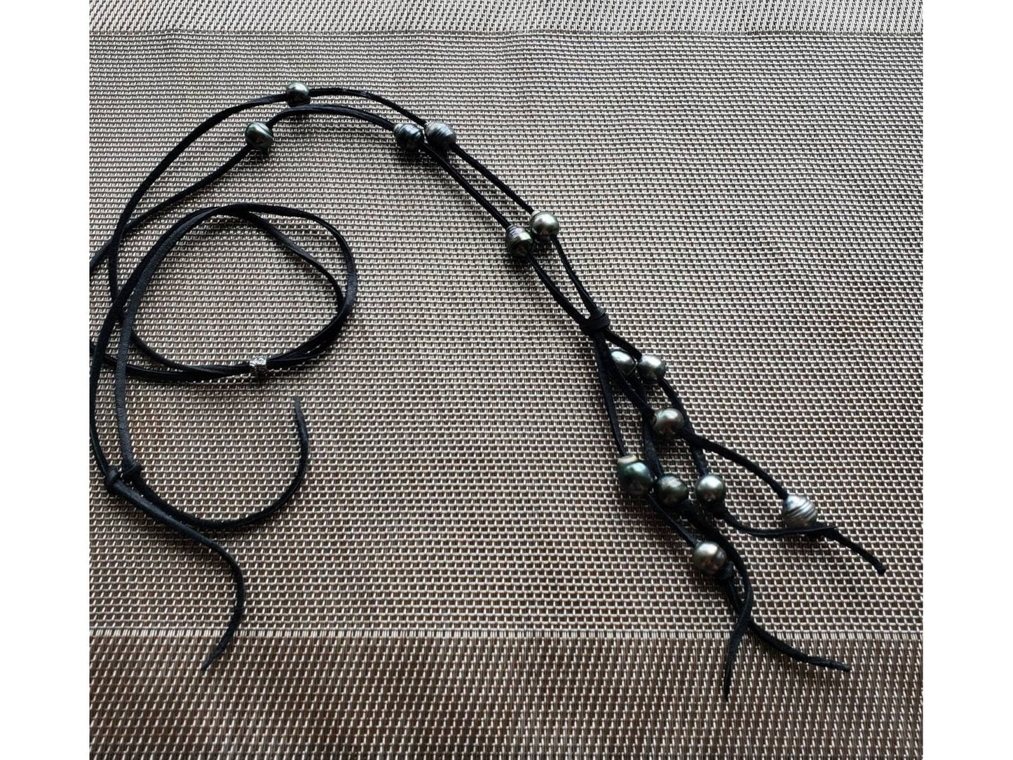 Black Tahitian pearls suede leather necklace, lariat style Y necklace, 3rd anniversary gift for wife,