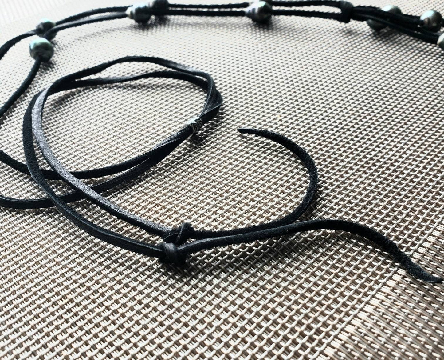 Black Tahitian pearls suede leather necklace, lariat style Y necklace, 3rd anniversary gift for wife,