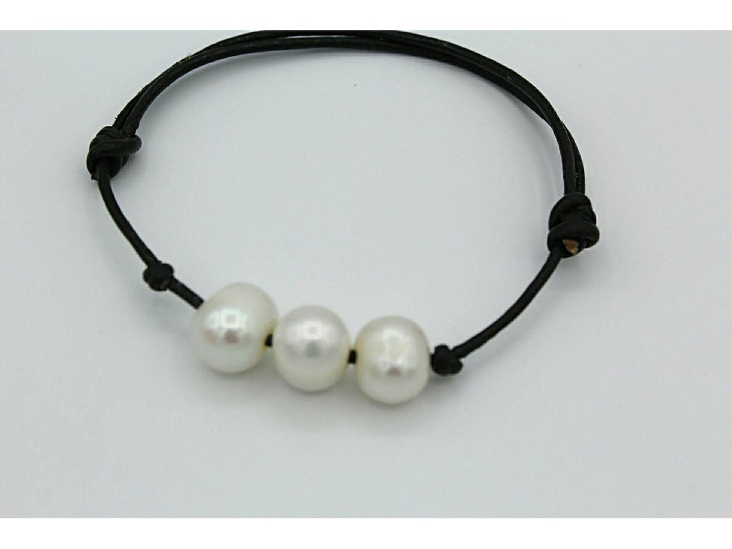 Unisex Pearl leather bracelet, 3rd anniversary gift of Leather, Sliding knot bracelet
