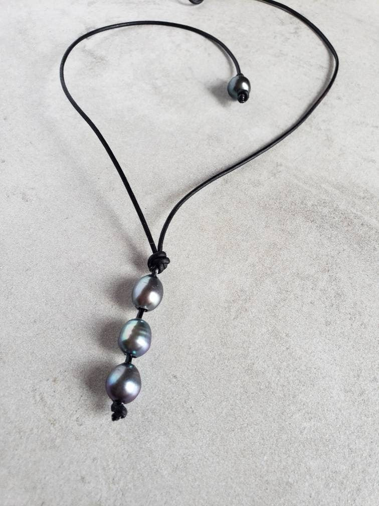 Leather Pearl lariat Y necklace, 3rd Anniversary gift for wife, June Birthstone jewelry