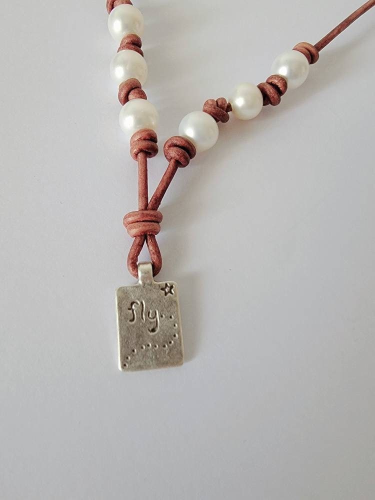 Gift for mom from daughter, Leather Pearl Dragonfly pendant necklace, adjustable length