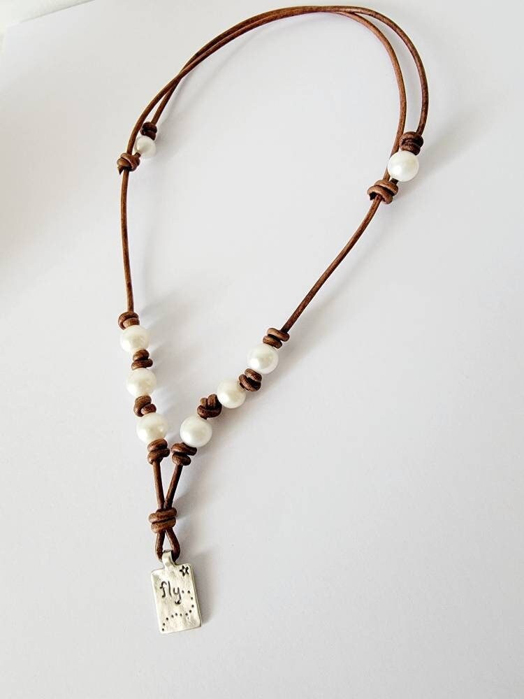 Gift for mom from daughter, Leather Pearl Dragonfly pendant necklace, adjustable length