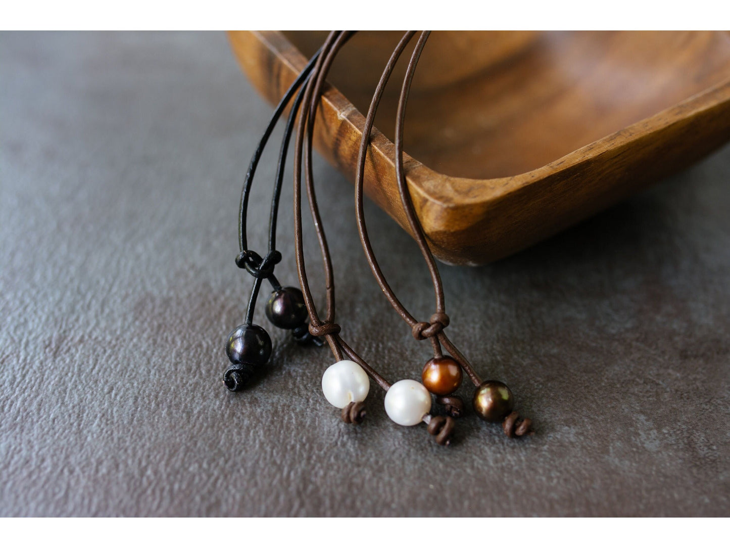 Leather pearl drop necklace, Summer Beach jewelry, 3rd anniversary gift for wife girlfriend,