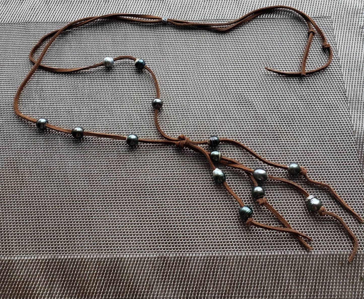 Black Tahitian pearls suede leather necklace, lariat style Y necklace, 3rd anniversary gift for wife,