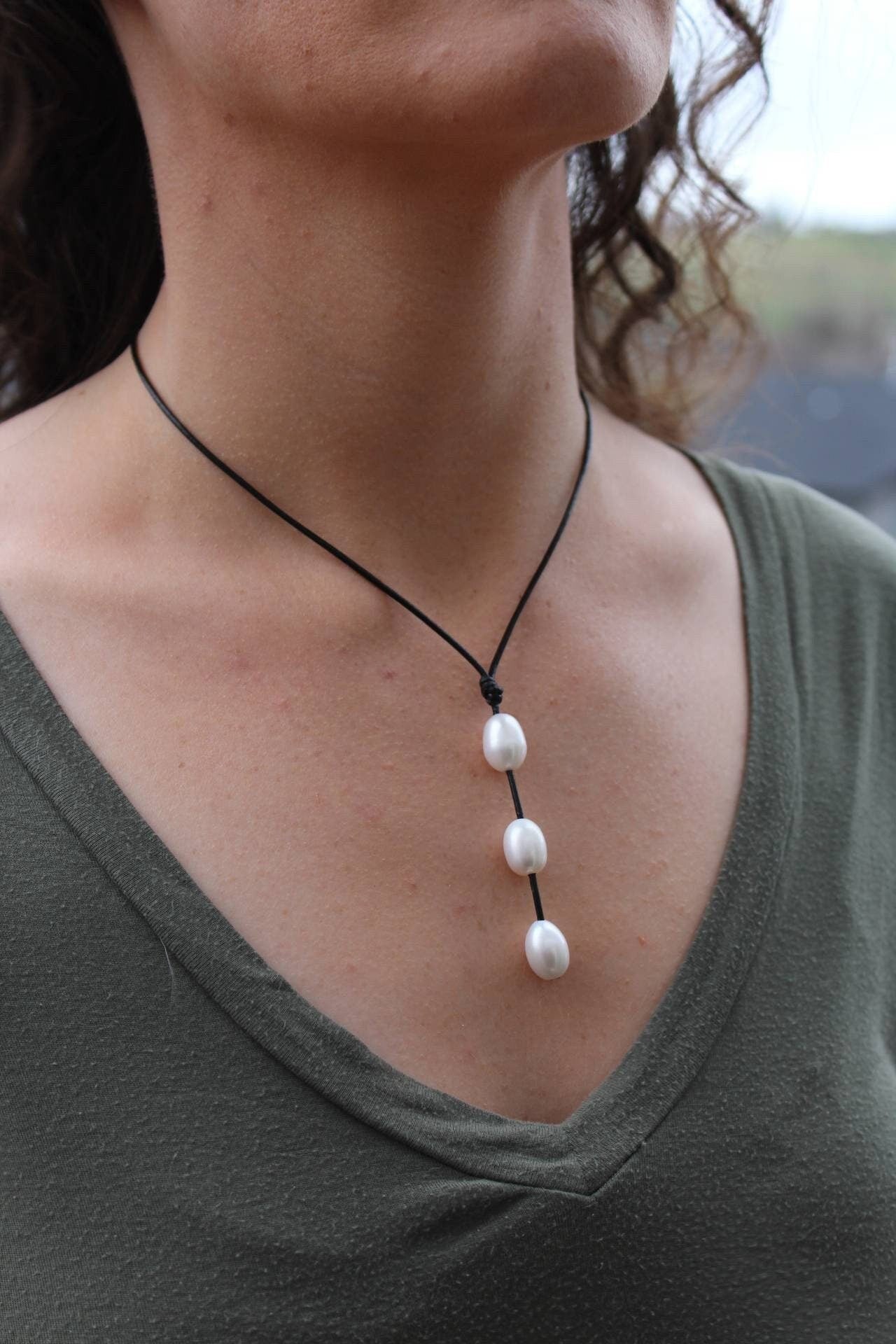 Leather Pearl lariat Y necklace, 3rd Anniversary gift for wife, June Birthstone jewelry