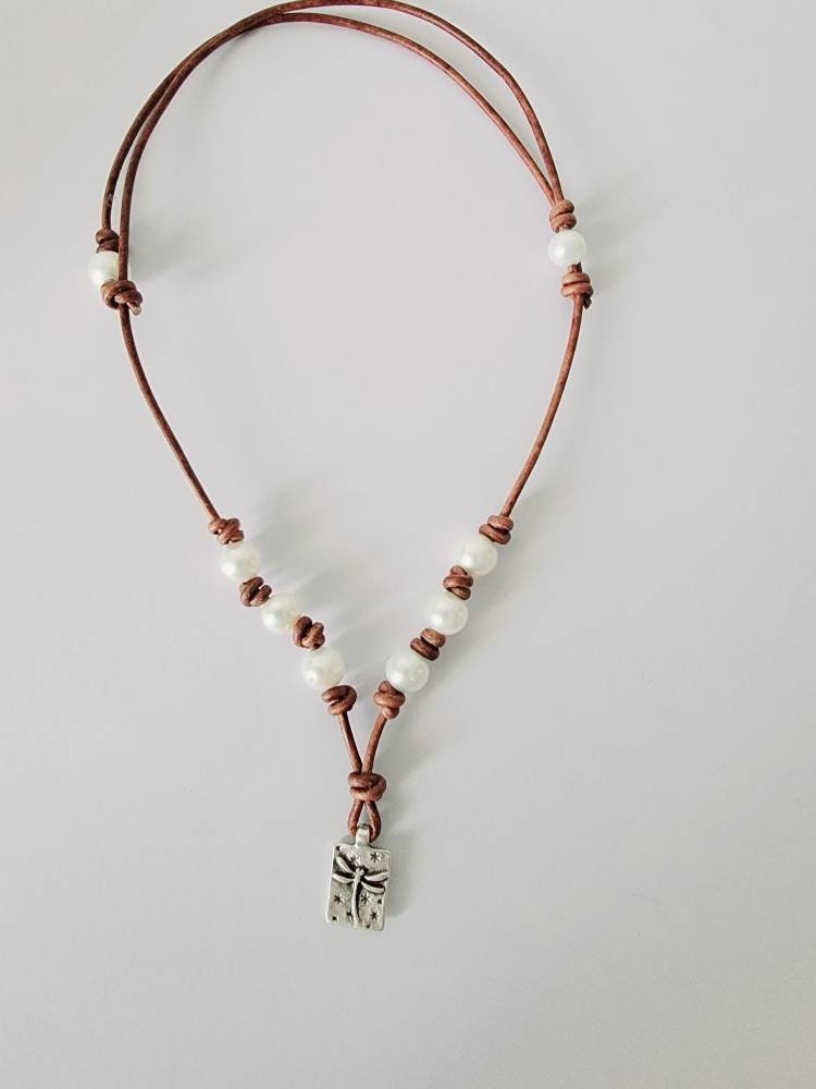 Gift for mom from daughter, Leather Pearl Dragonfly pendant necklace, adjustable length