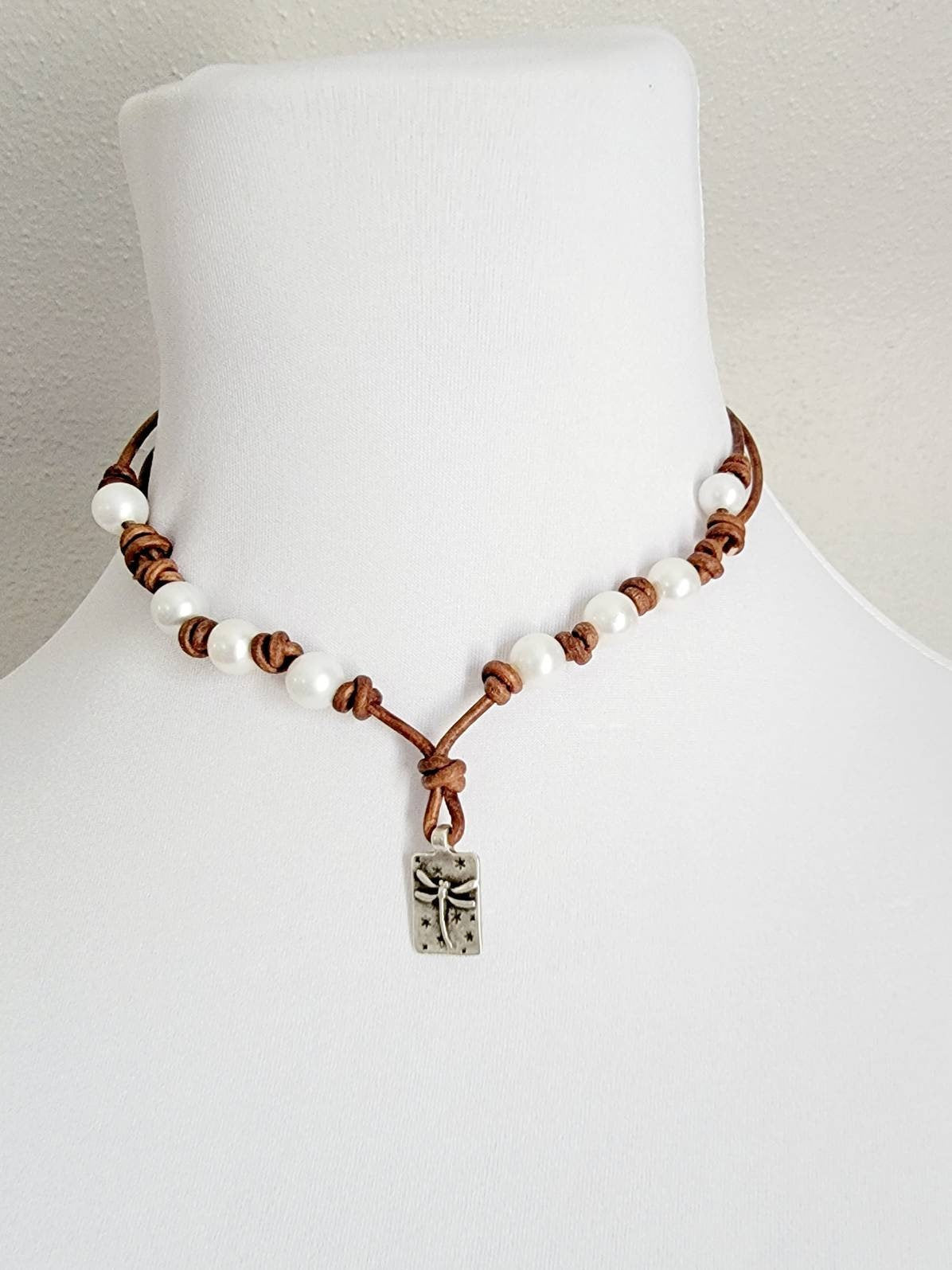 Gift for mom from daughter, Leather Pearl Dragonfly pendant necklace, adjustable length