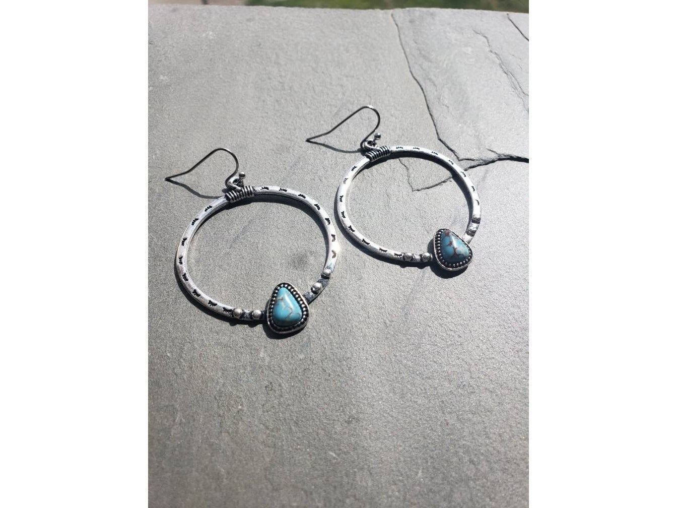 Turquoise green nugget on silver hoops, southwest style earrings