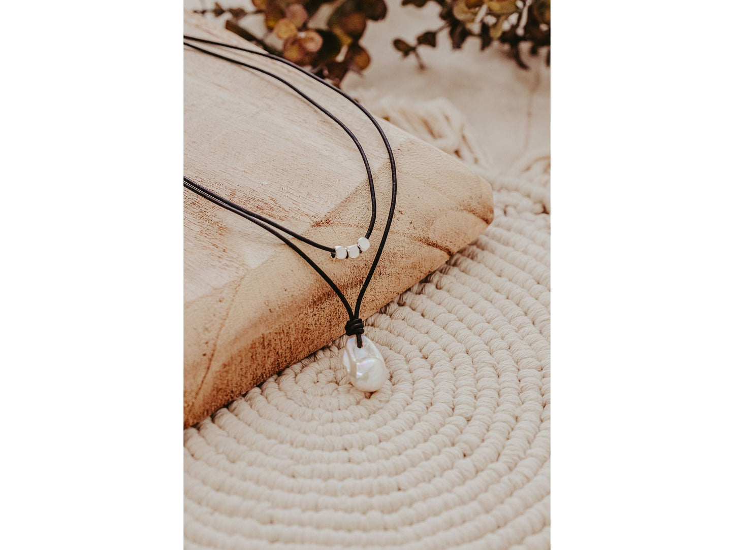 Flame ball White Pearl Leather necklace