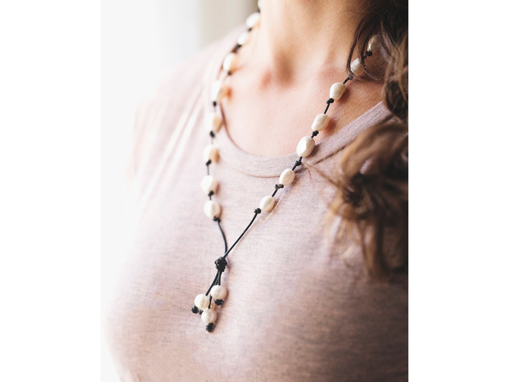 Baroque Pearl Leather Necklace, 3rd Anniversary Gift for Wife, Pearl Statement necklace