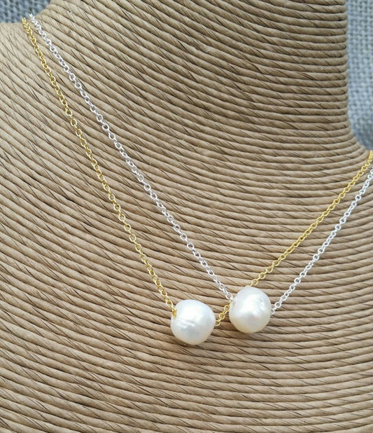 Pearl Bridesmaid jewelry - floating 10 mm white pearl chain necklace, delicate dainty choker