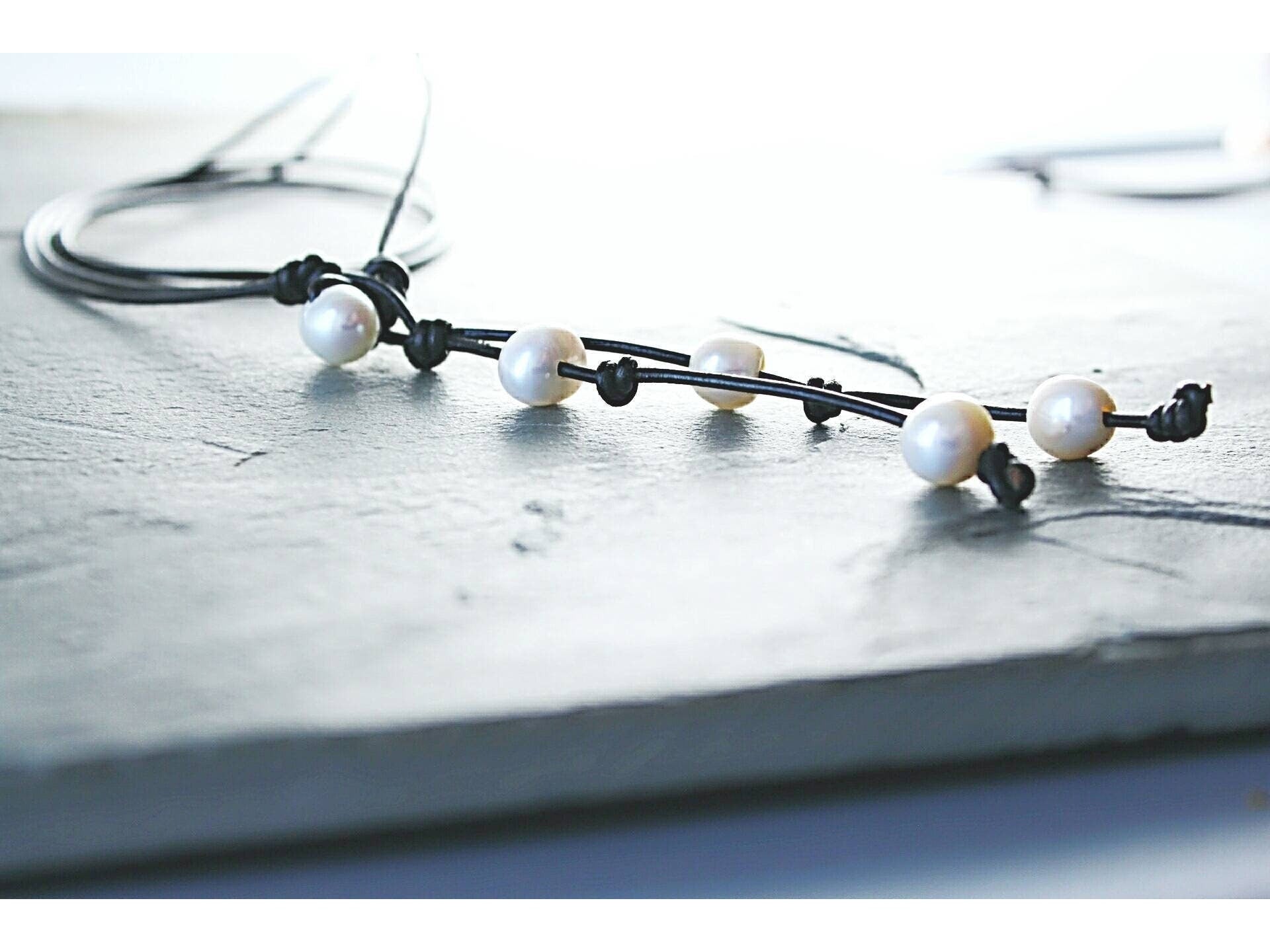 Leather pearl Lariat necklace, 3rd Anniversary gift, Bohemian jewelry