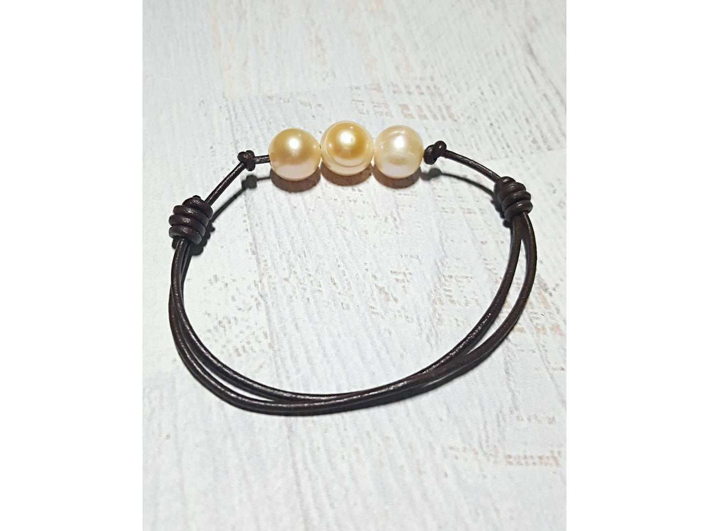 Unisex Pearl leather bracelet, 3rd anniversary gift of Leather, Sliding knot bracelet