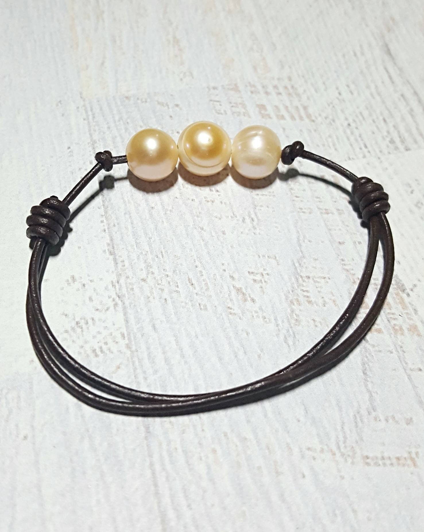 Unisex Pearl leather bracelet, 3rd anniversary gift of Leather, Sliding knot bracelet