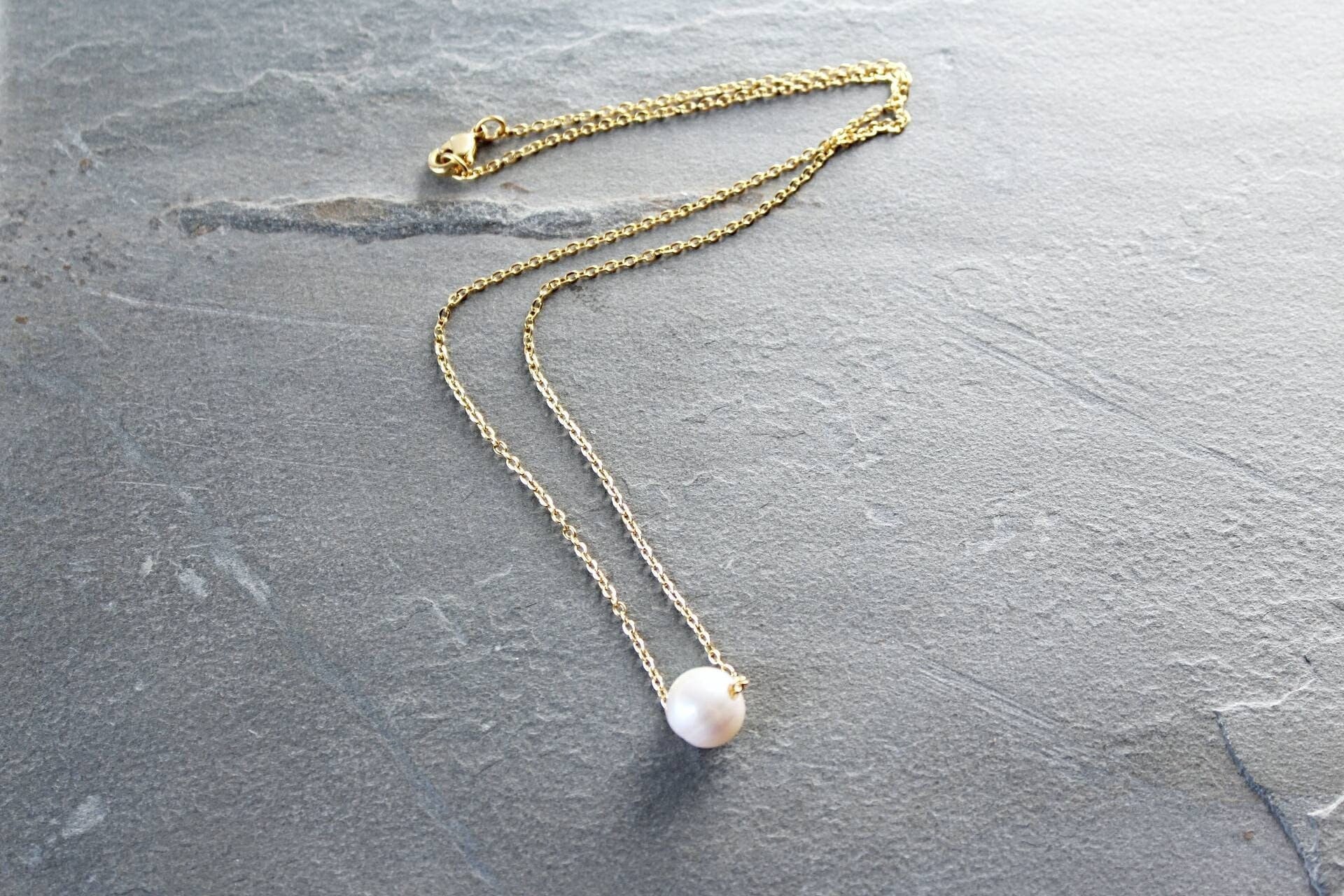 Pearl Bridesmaid jewelry - floating 10 mm white pearl chain necklace, delicate dainty choker