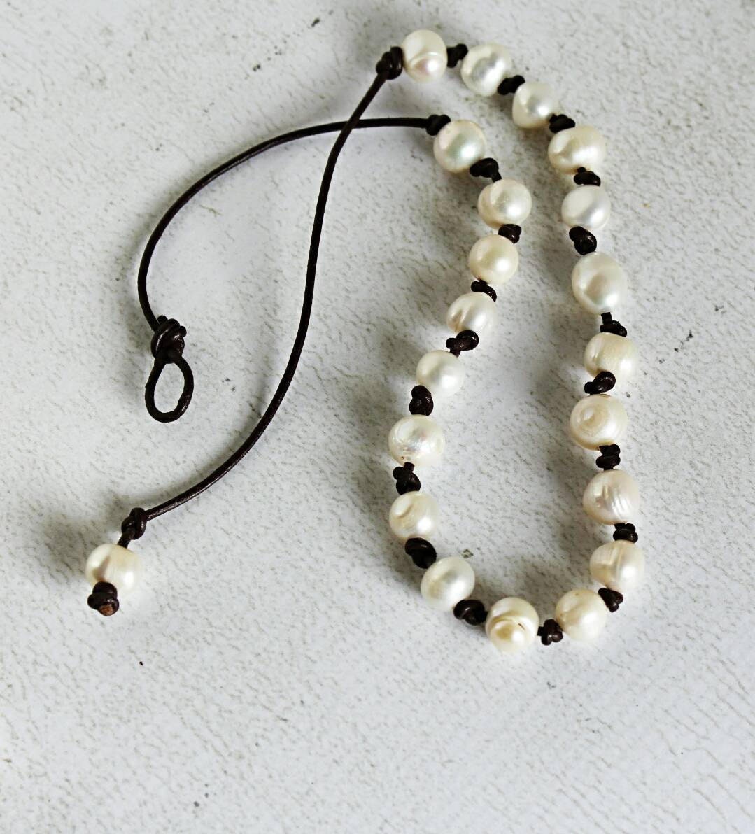 Mother&#39;s day gift to represent each child, Pearl Leather Necklace, 3rd Anniversary gift of leather, June Birthstone, add a pearl necklace