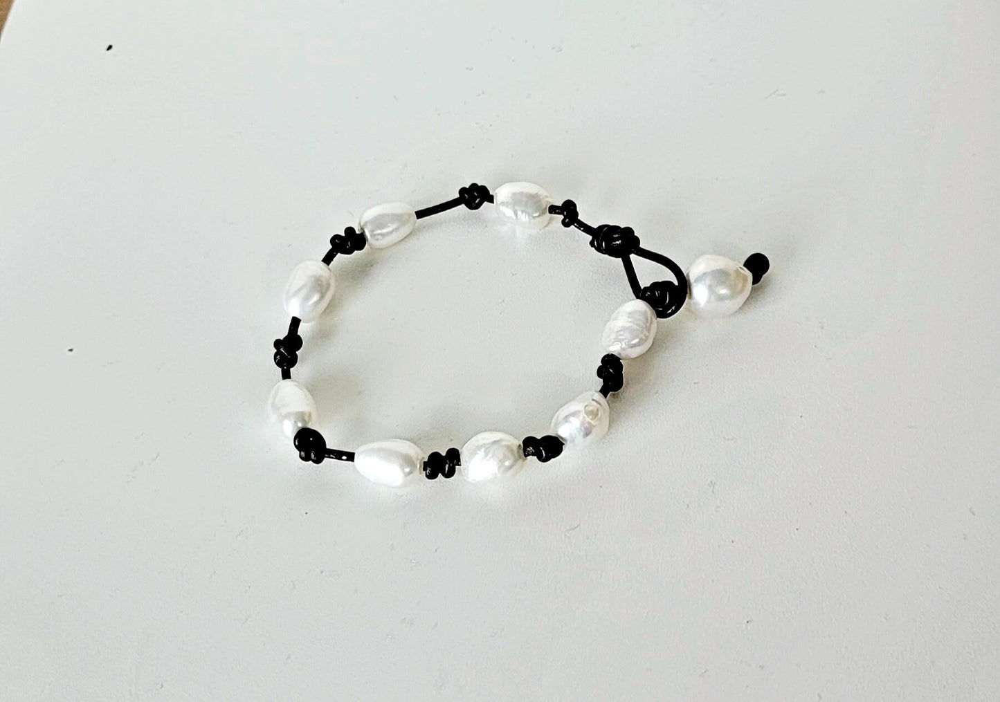 Knotted natural tan leather pearl bracelet, 3rd anniversary gift for her,