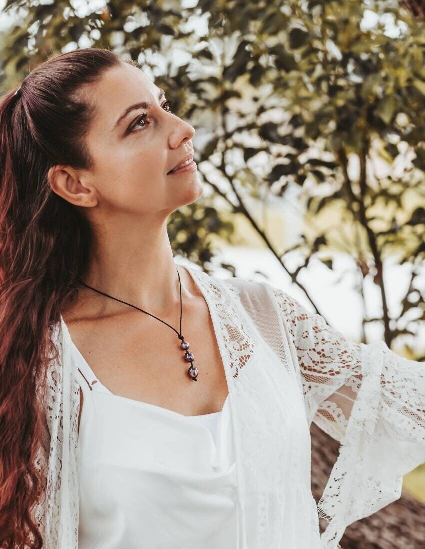 Leather Pearl lariat Y necklace, 3rd Anniversary gift for wife, June Birthstone