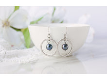 Load image into Gallery viewer, Hoop earrings with pearl charm, Hammered hoop earrings, Pearl earrings
