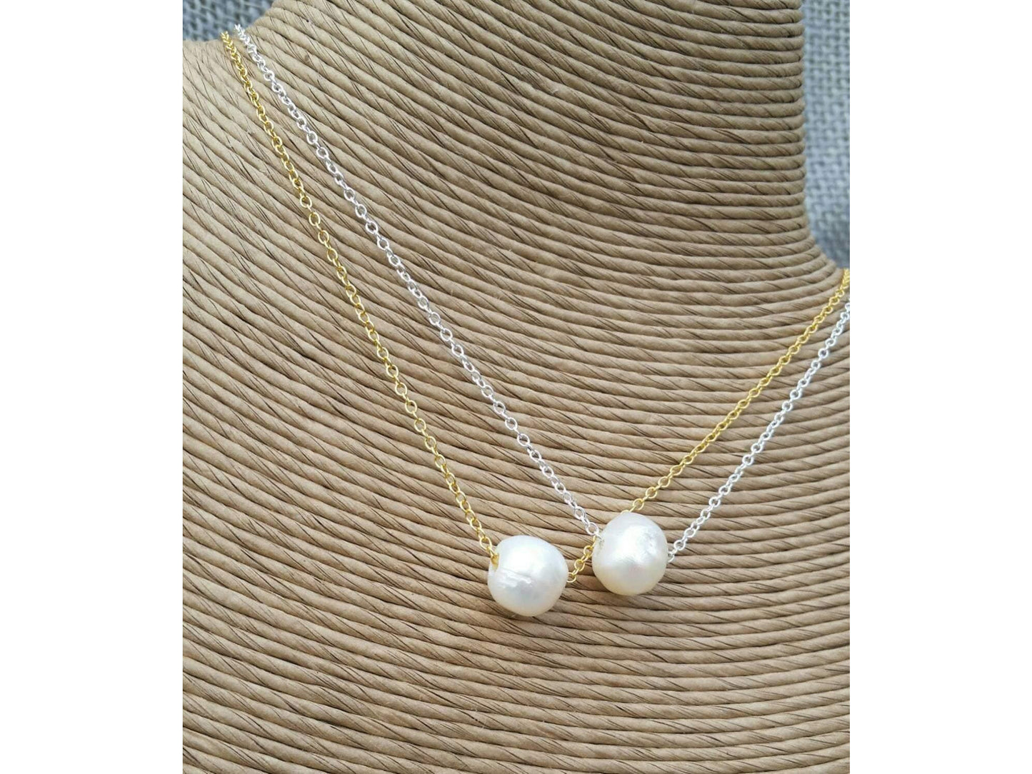 Floating pearl necklace, real pearl choker, wedding party jewelry, single pearl necklace, Bridal party jewelry